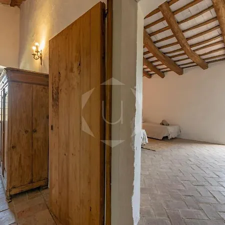 Holiday home Mas Massoni - Masia Del Siglo Xiv