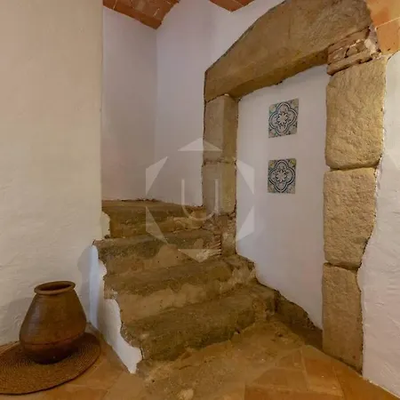 Holiday home Mas Massoni - Masia Del Siglo Xiv